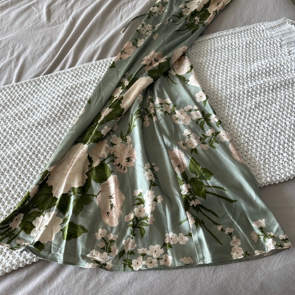 Reformation Anaiis Silk Dress - Picture 10 of 11